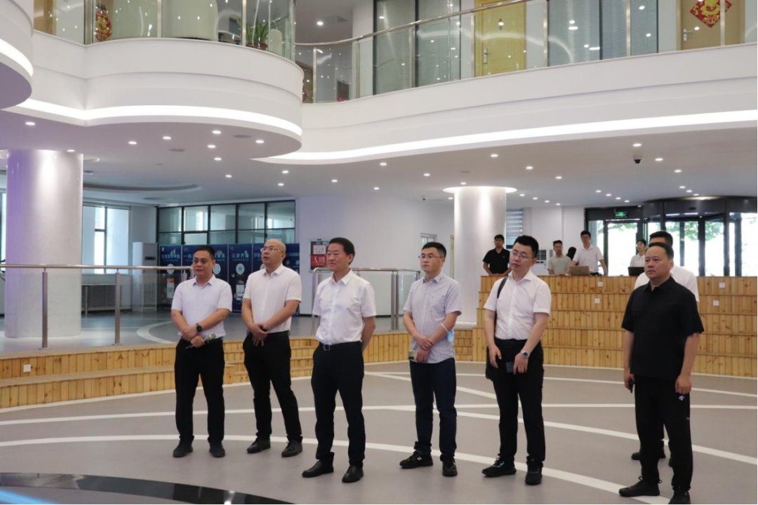 省尊龙凯时集团：“四个导向” 推动调查研究提质增效