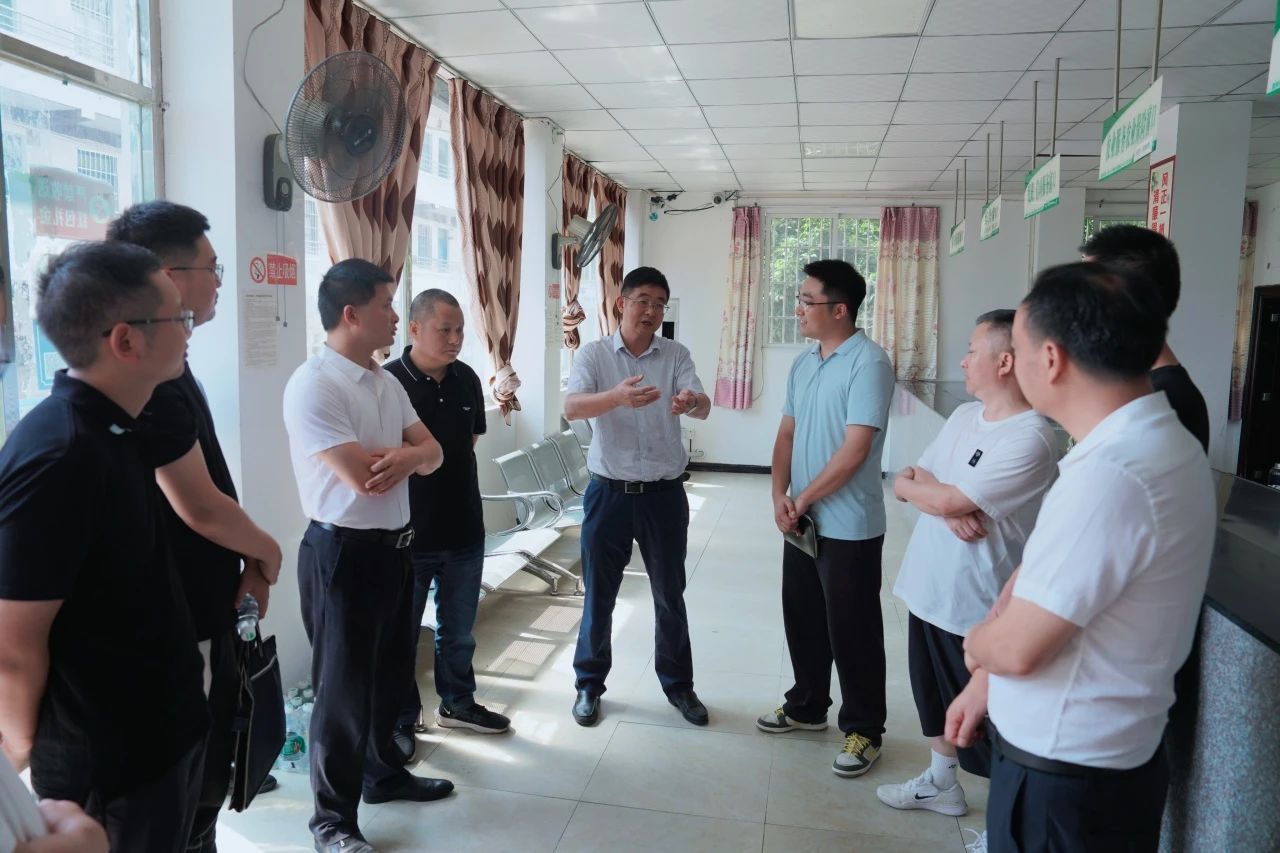 许东明赴南充市嘉陵区、巴中市通江县调研督导定点帮扶和托底性帮扶工作